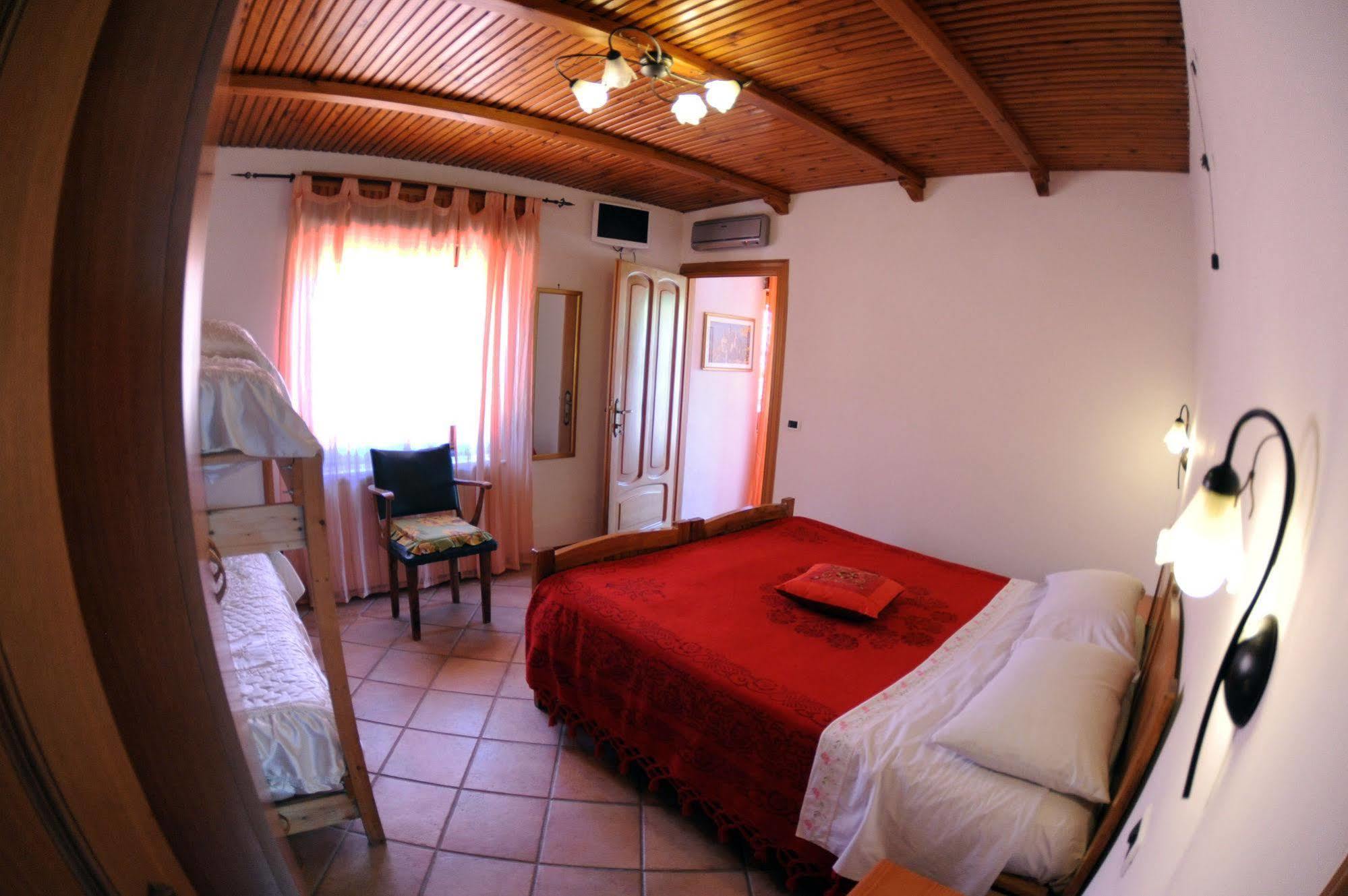 Casale Paradiso อาเจโรลา ภายนอก รูปภาพ